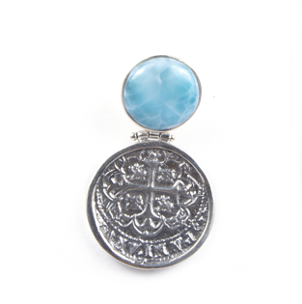 MONEDA SILVER LARIMAR ROUND PENDANT