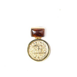 MONEDA DORATO AMBER SQUARE PENDANT